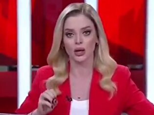 وحشت خبرنگار در لحظه وقوع زلزله شدید در پخش زنده