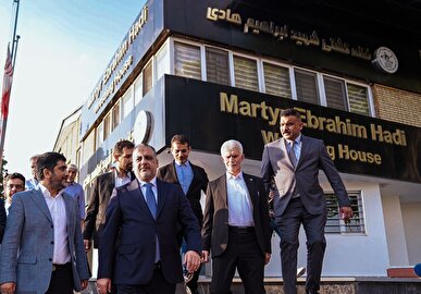 حضور وزیر ورزش عراق در فدراسیون کشتی