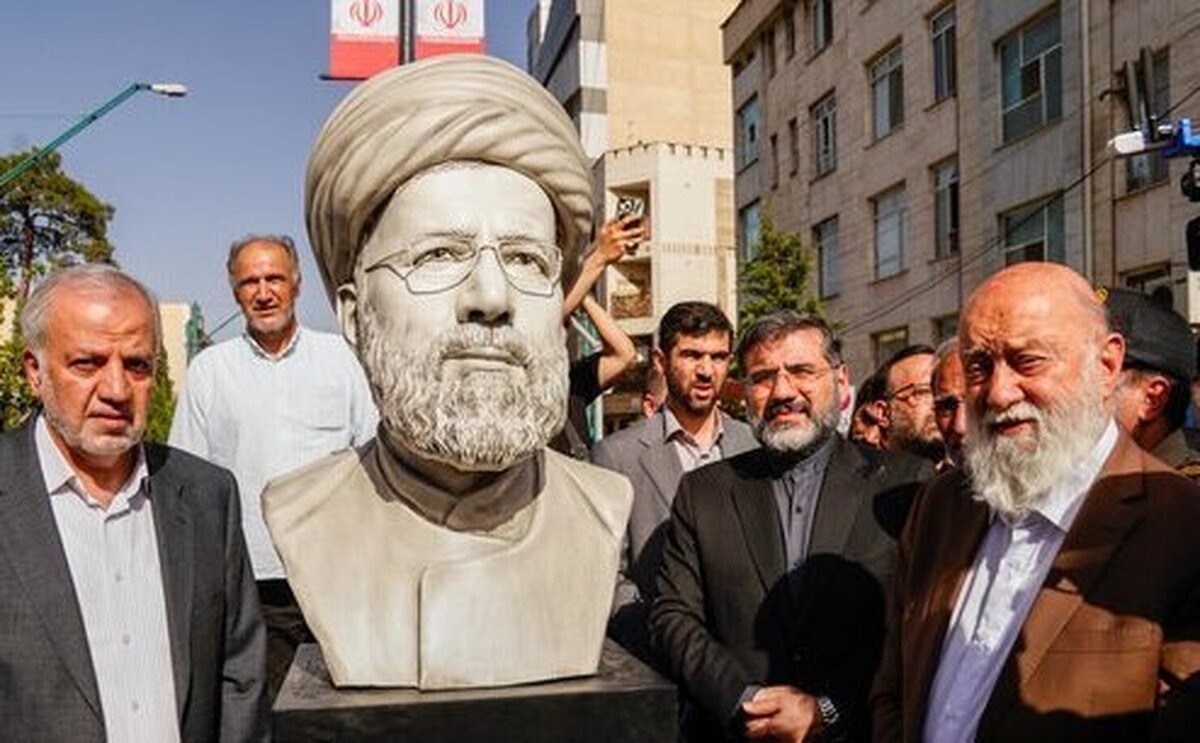 «سردیس شهید جمهور» در «میدان پاستور تهران» رونمایی شد