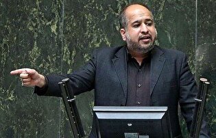 آقای پزشکیان! اگر اخبار و مستندات درست است وزیر راه را مثل معاون امور مجلس برکنار بکنید و منتظر استیضاح نشوید