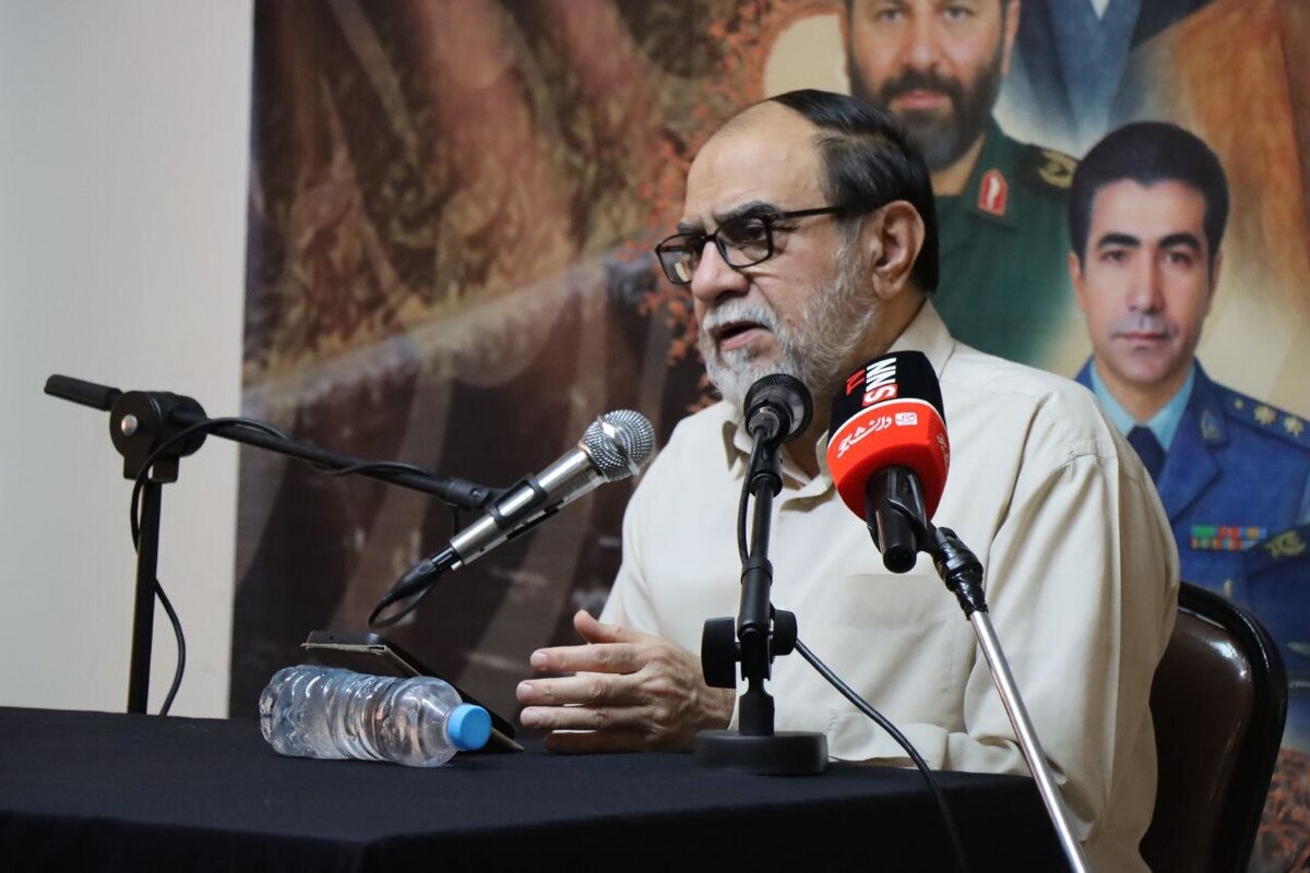 شهید رئیسی احیاگر گفتمان انقلاب و خدمت بیمنت بود؛ دولت او میراثدار مشکلات، پیشگام در حل چالشها