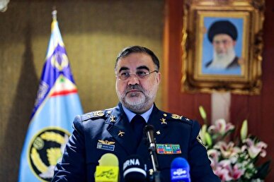 امیر واحدی: رفع مشکلات معیشتی کارکنان از دغدغه‌های اصلی فرماندهان نیرو‌های مسلح است