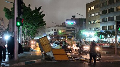 مصدوم شدن ۶ نفر در تهران بر اثر طوفان
