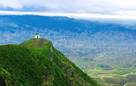 محور زیارتگاه خالد نبی گلستان ایمن‌سازی می‌شود