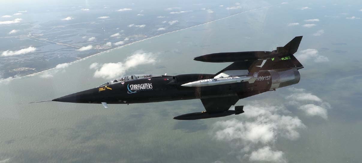 پای جت های فانتوم به ماموریت های فضایی باز می شود؟/ خلاقیت جالب شرکت فضایی آمریکایی در پرتاب ماهواره با جت های جنگی