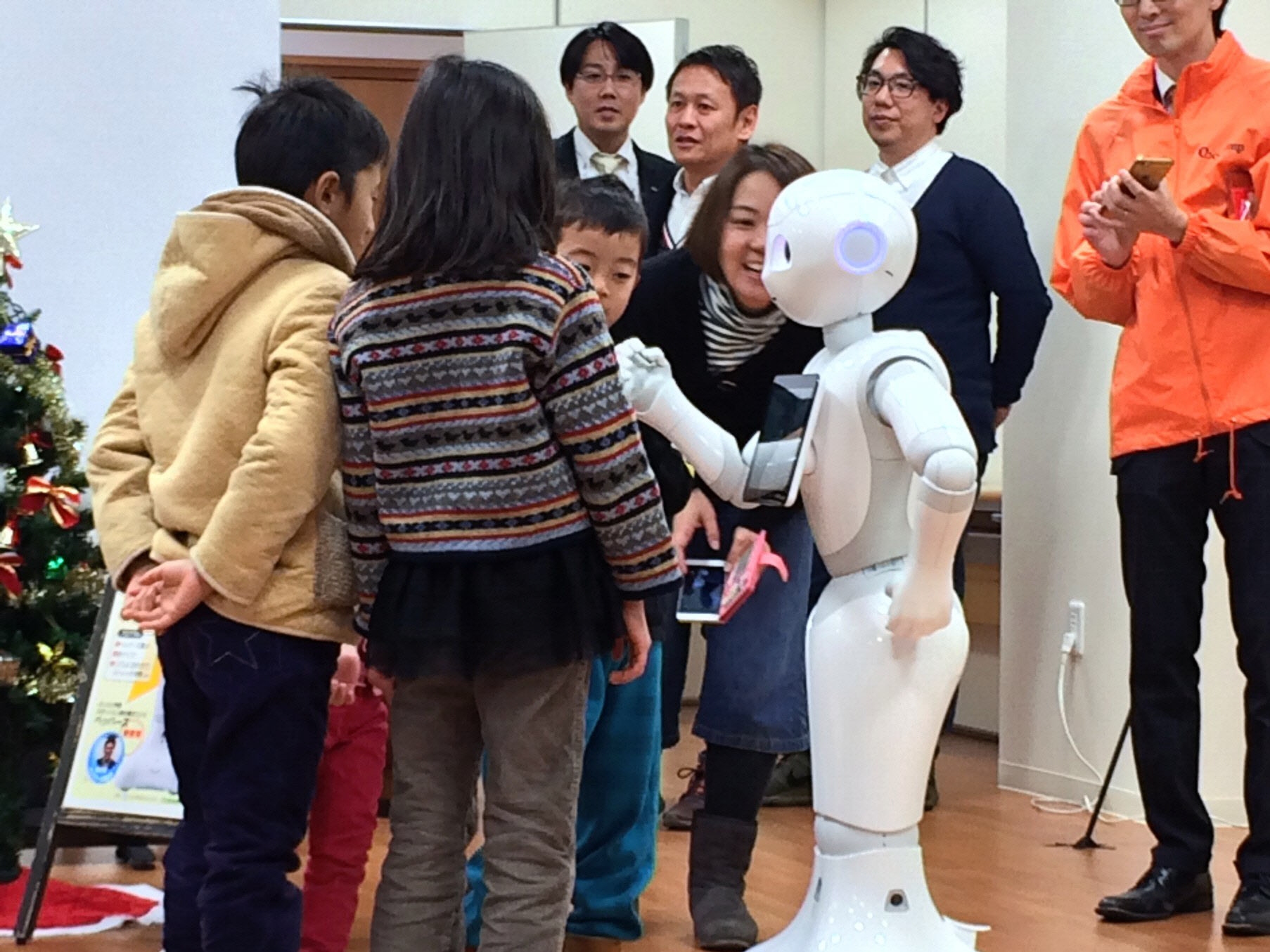 تلاقی علم رباتیک و هوش مصنوعی، رویای ساخت انسان مصنوعی را ممکن کرد/  انسان های رباتیک به زودی تبدیل به گجت های روزمره می شوند