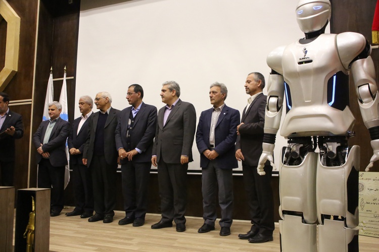 تلاقی علم رباتیک و هوش مصنوعی، رویای ساخت انسان مصنوعی را ممکن کرد/  انسان های رباتیک به زودی تبدیل به گجت های روزمره می شوند