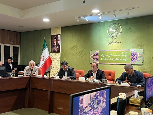 دادِ بلندِ استاندار کرمان در شورای عالی پسته/ شاهد مدیریت فاجعه‌وار در موضوع برق چاه‌های کشاورزی هستیم