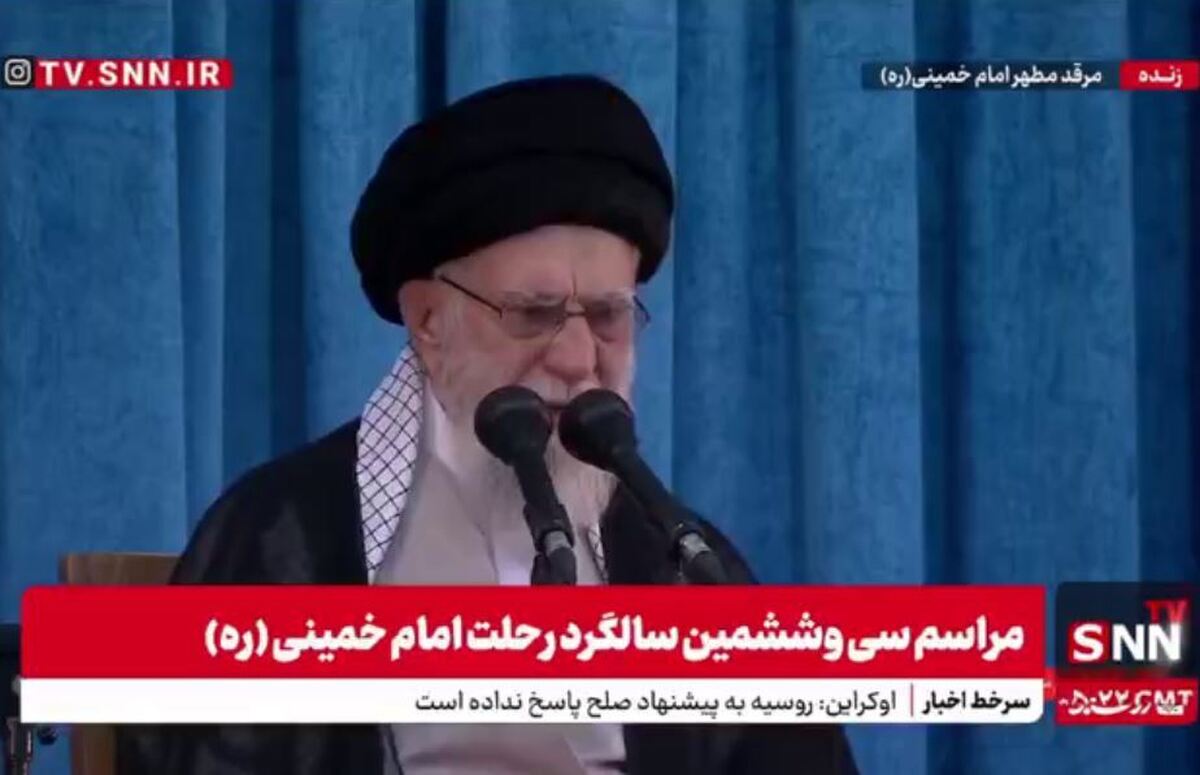 رهبرانقلاب: هیچ انقلابی تا این اندازه در معرض توطئه دشمنان قرار نگرفته است