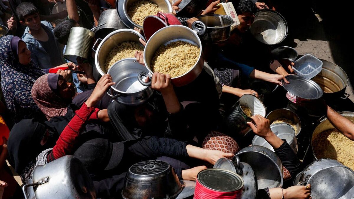 رژیم صهیونیستی جادههای منتهی به مراکز امداد رسانی غزه را «مناطق جنگی» نامید