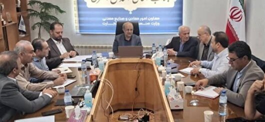 رسیدگی فوری به مطالبات فعالان معدن کردستان