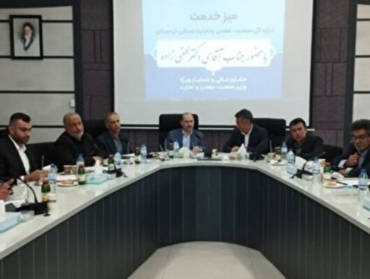 دولت سیاستش حمایت از تولید و صادرات است