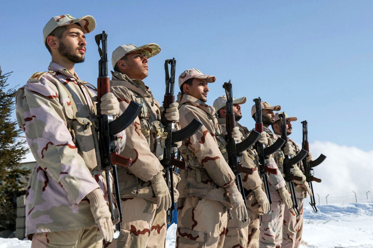 جذب امریه سربازی ارتباط با صنعت در دانشگاه علمی کاربردی