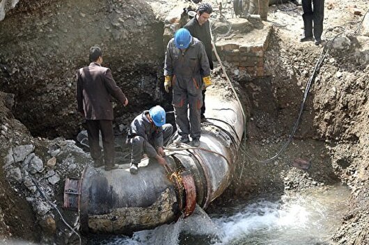 شکستگی خط انتقال، آب ۵۸ روستای معمولان پلدختر را قطع کرد