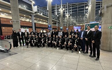 بازگشت غرورآفرین دختران هاکی روی یخ ایران پس از کسب نایب‌قهرمانی جام آسیایی