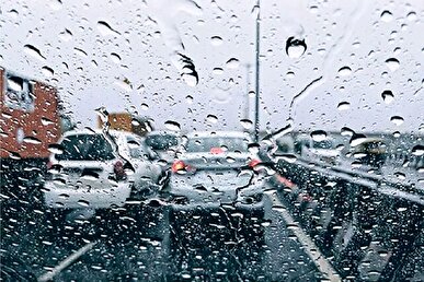تداوم رگبار و رعدوبرق در نقاط مختلف کشور