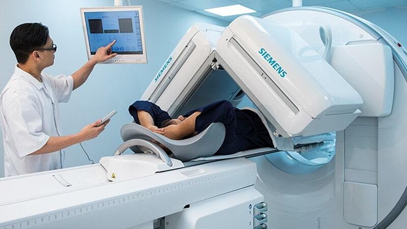 نگاهی به اتم&zwnj;های شفابخش، انرژی هسته ای کدام درد را دوا می&zwnj;کند؟/ درمان بیش از یک میلیون ایرانی با داروهای هسته ای گره خورده است