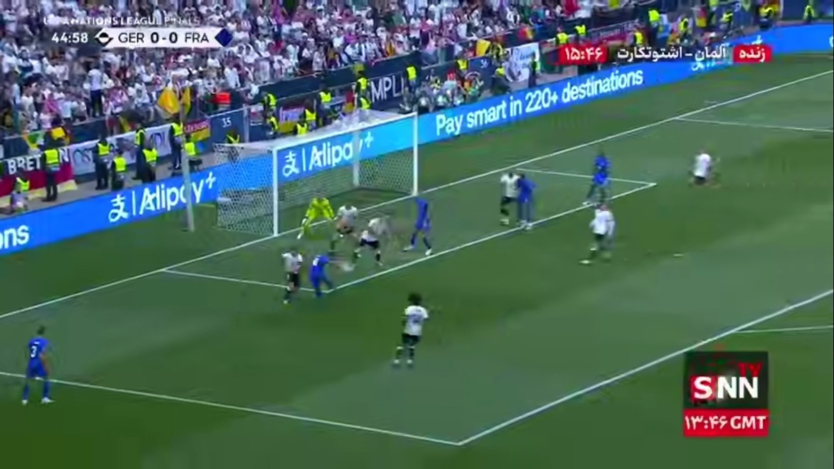 گل اول فرانسه به آلمان توسط کیلیان امباپه در دقیقه 45