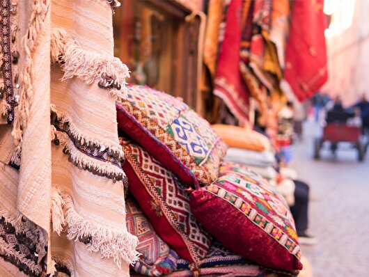استاندار بوشهر: صنایع دستی به تسهیلات و آموزش نیاز دارد