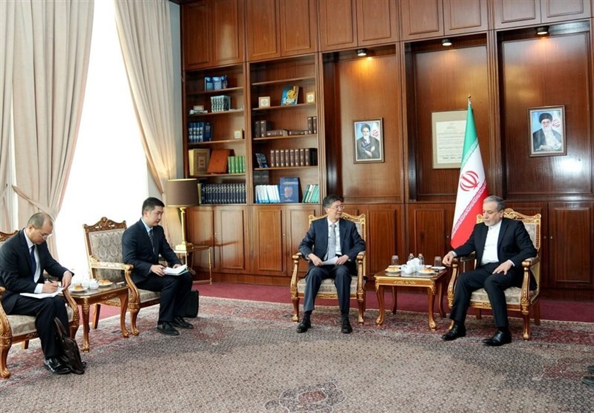 دیدار سفیر چین در ایران با وزیر امور خارجه