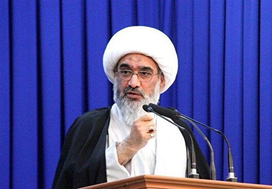 امام جمعه بوشهر: آزادسازی خرمشهر آغاز پیروزی رزمندگان بود
