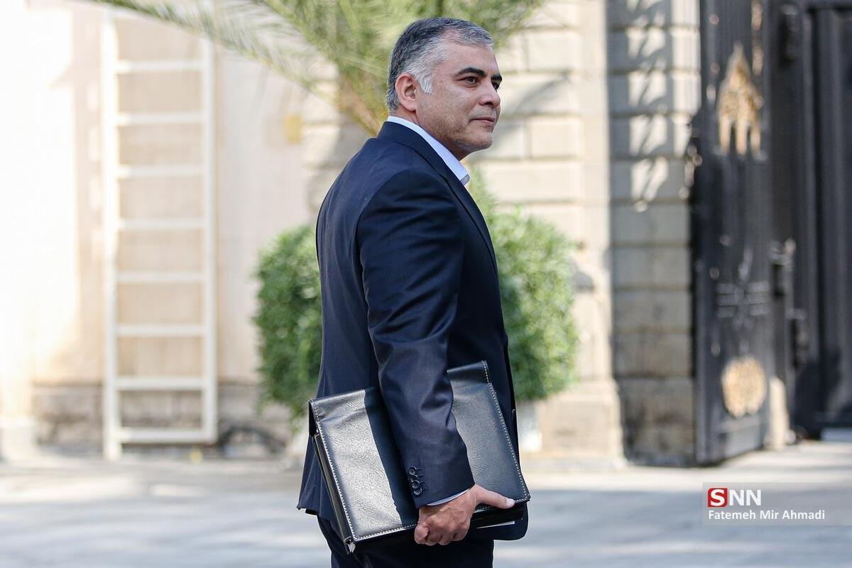 وزیر نفت: مقدمه استقرار دکل در میدان آرش تفاهم دیپلماتیک است