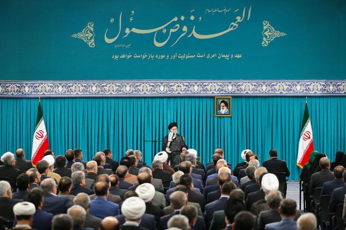 رهبر انقلاب: بنظر من هرچه ممکن است در لوایح اقتصادی دستکاری کمتری صورت گیرد/ مجلس در بررسی بودجه سالیانه شاکله اصلی بودجه پیشنهادی دولت را حفظ کند + فیلم