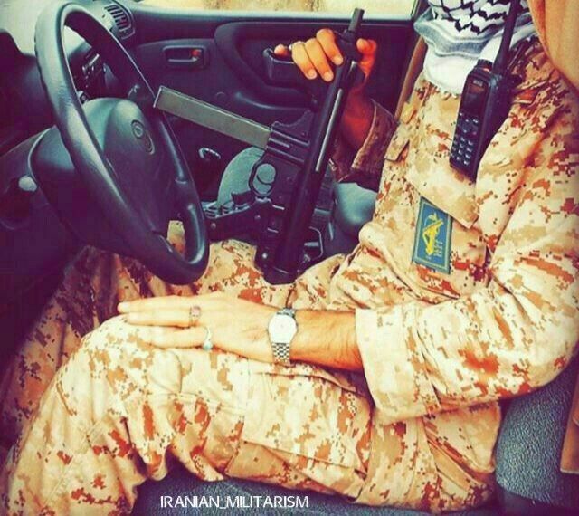 نیروهای عملیات ویژه ایرانی از چه سلاح هایی استفاده میکنند؟/ بررسی تصویرمحور از تسلیحات انفرادی نیروهای مخصوص نوپو و ارتش و سپاه