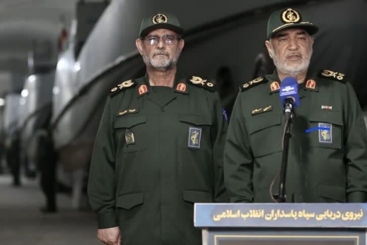 سردار سلامی: با موشکهایی ارتقایافته برای هر نبردی آمادهایم