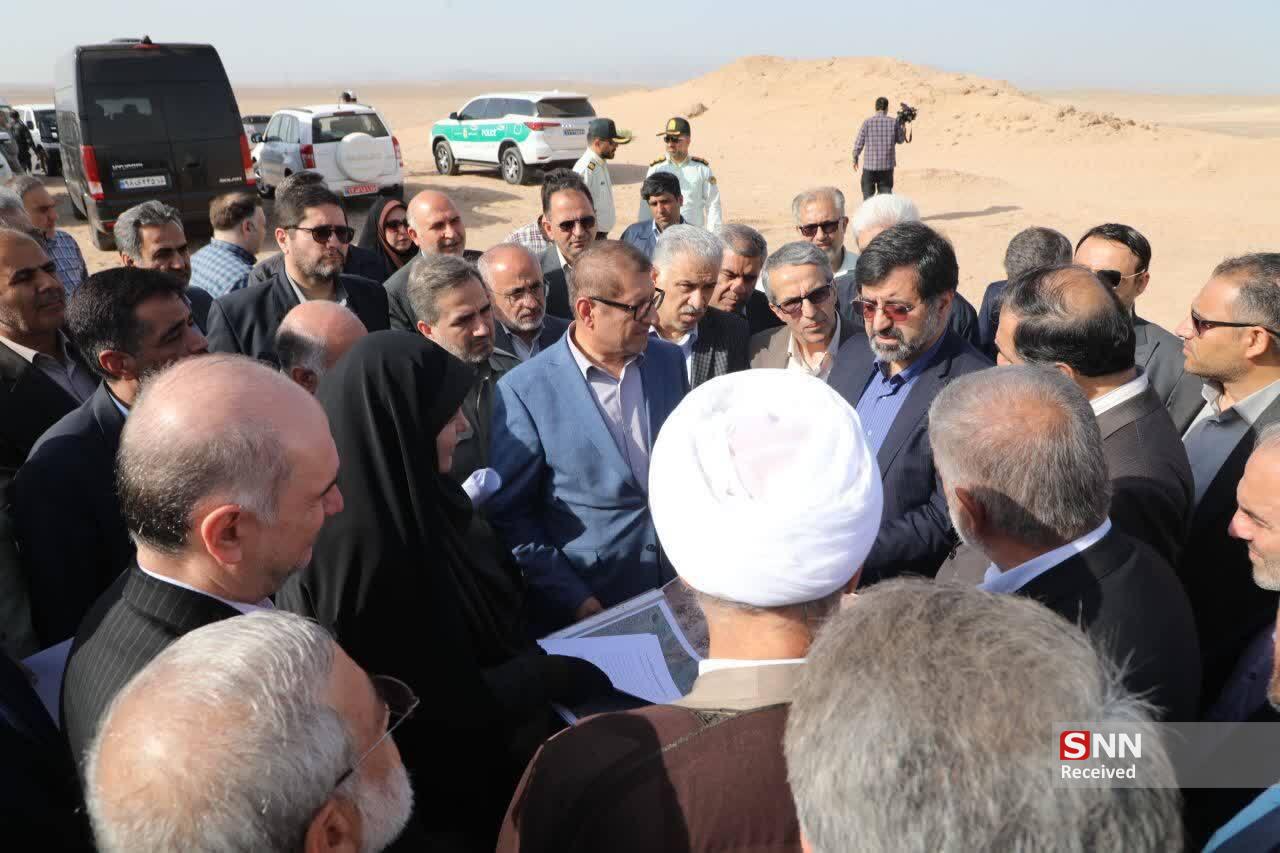 قم زیر گرد و غبار فرو میرود!/«سراجه» مین زیست محیطی کشور