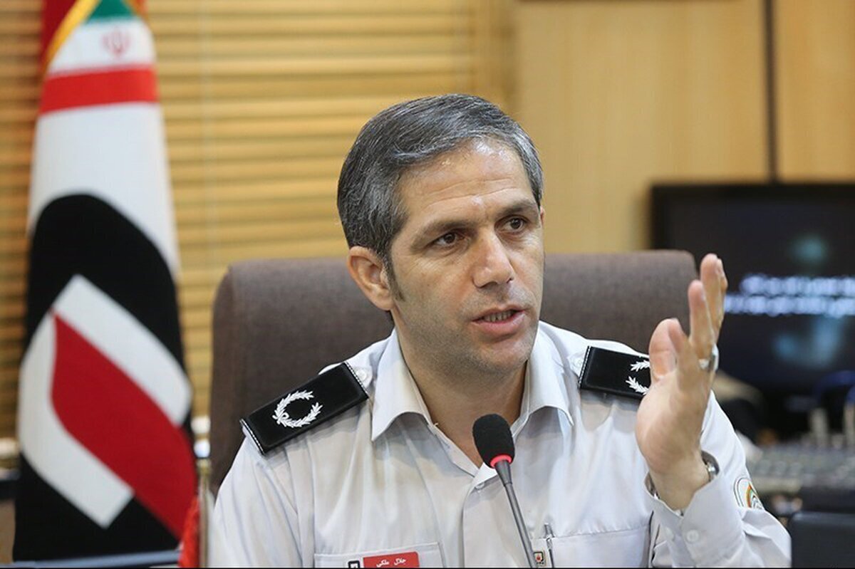 سخنگوی آتشنشانی: مخازن آتشگرفته در شهران حاوی بنزین نبودند+فیلم