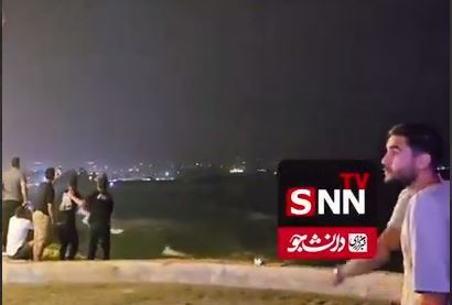 شادی مردم شهر صور هنگام عبور موشک های ایرانی بر فراز آسمان لبنان