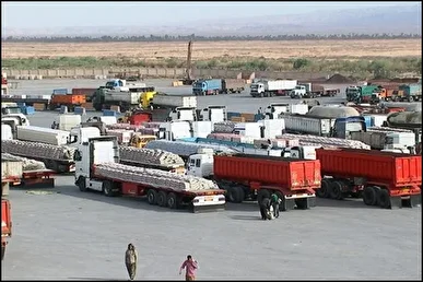 روال عادی فعالیت پایانه بار بندرعباس و بندر شهید رجایی