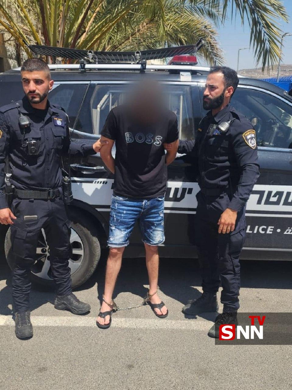 دستگیری یک شهرک نشین در اراضی اشغالی به دلیل انتشار استوری در حمایت از ایران + عکس