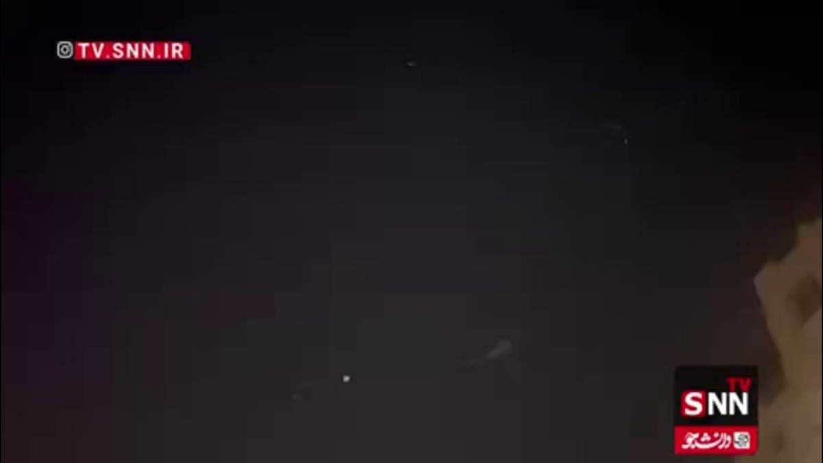 تصویری از موشک های ایرانی بر فراز اراضی اشغالی