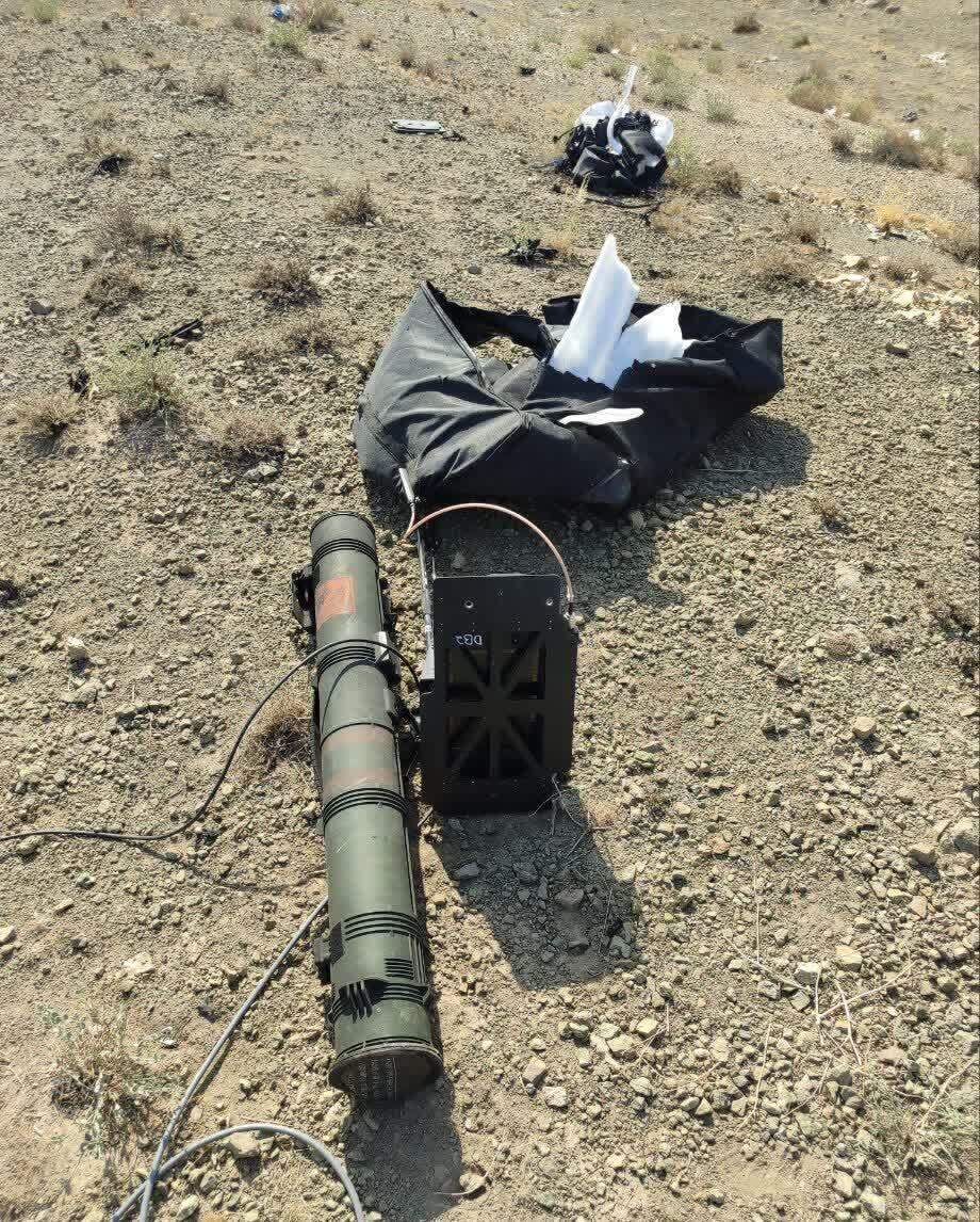 کشف دوش پرتاب و تجهیزات ماهوارهای عوامل خودفروخته رژیم صهیونسیتی در البرز کشف دوش پرتاب و تجهیزات ماهوارهای عوامل خودفروخته رژیم صهیونسیتی در البرز