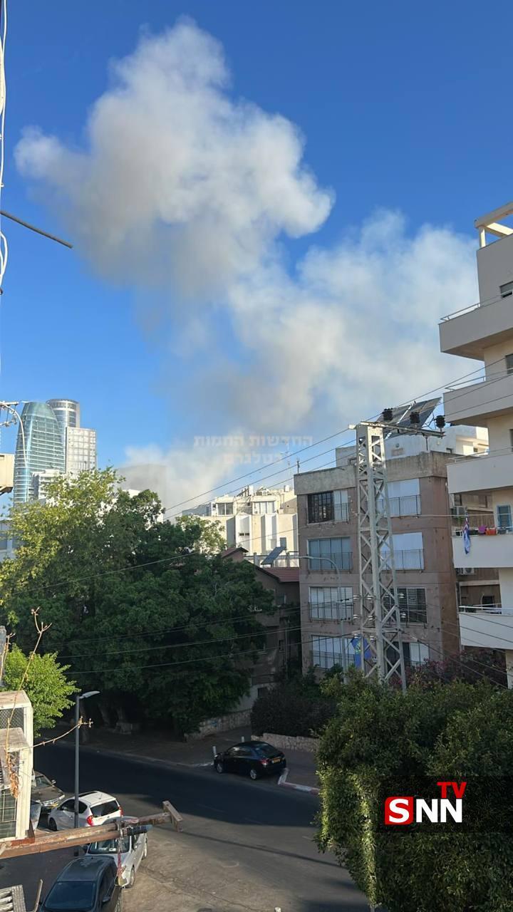 ورود انبوه موشک های ایرانی به آسمان تل آویو/ صبحانه به صرف موشک + فیلم