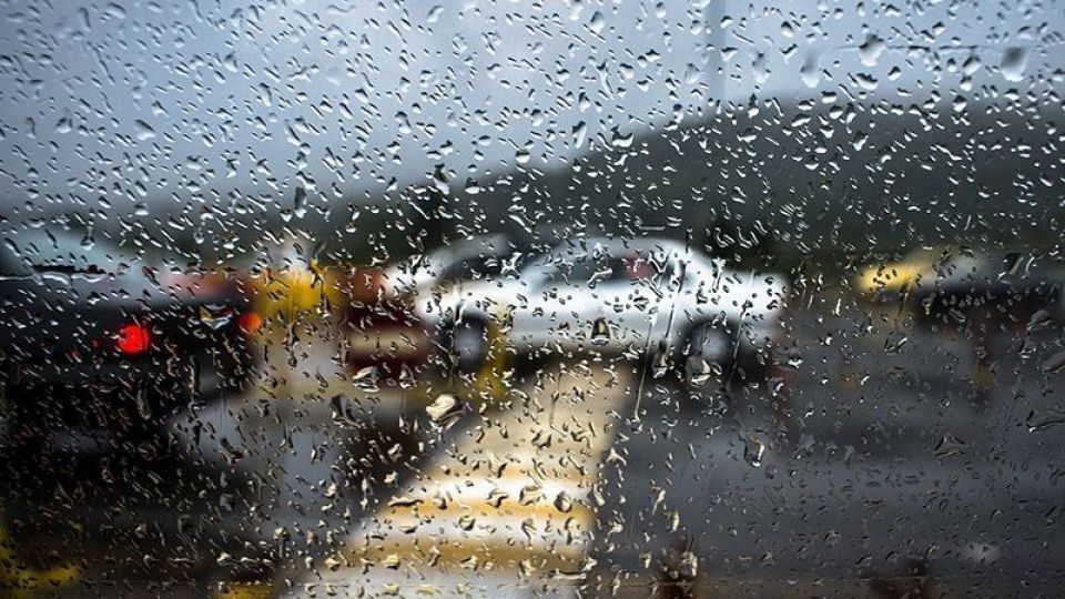 رگبار باران و کاهش نسبی دما در ۱۵ استان