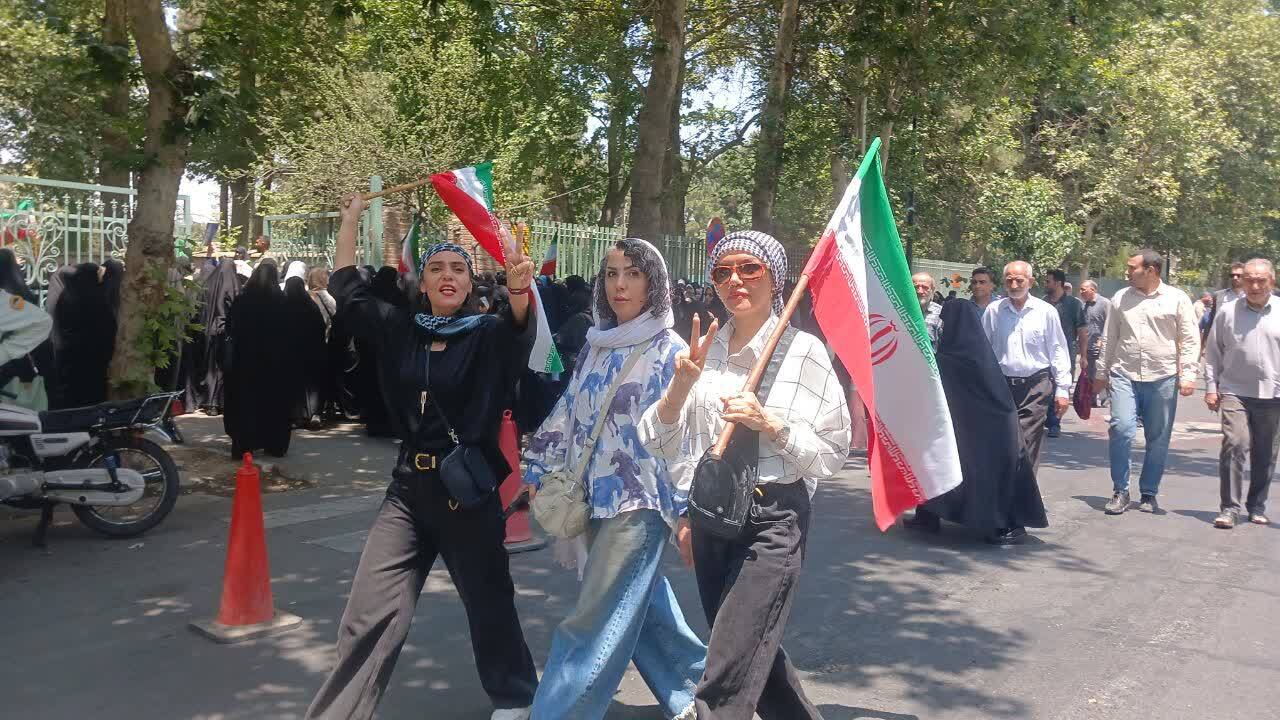 راهپیمایی جمعه خشم و نصر در البرز برگزار شد