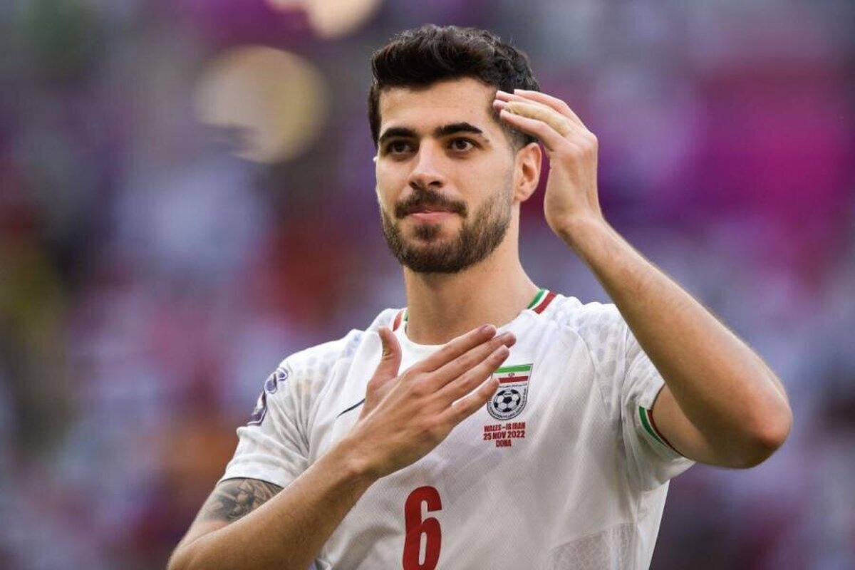 عزت اللهی:خاک وطن خط قرمز ماست + عکس