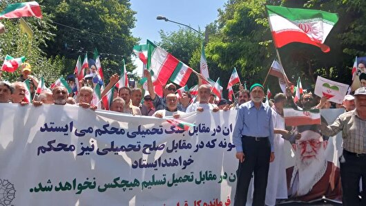 راهپیمایی جمعه خشم و نصر در البرز برگزار شد