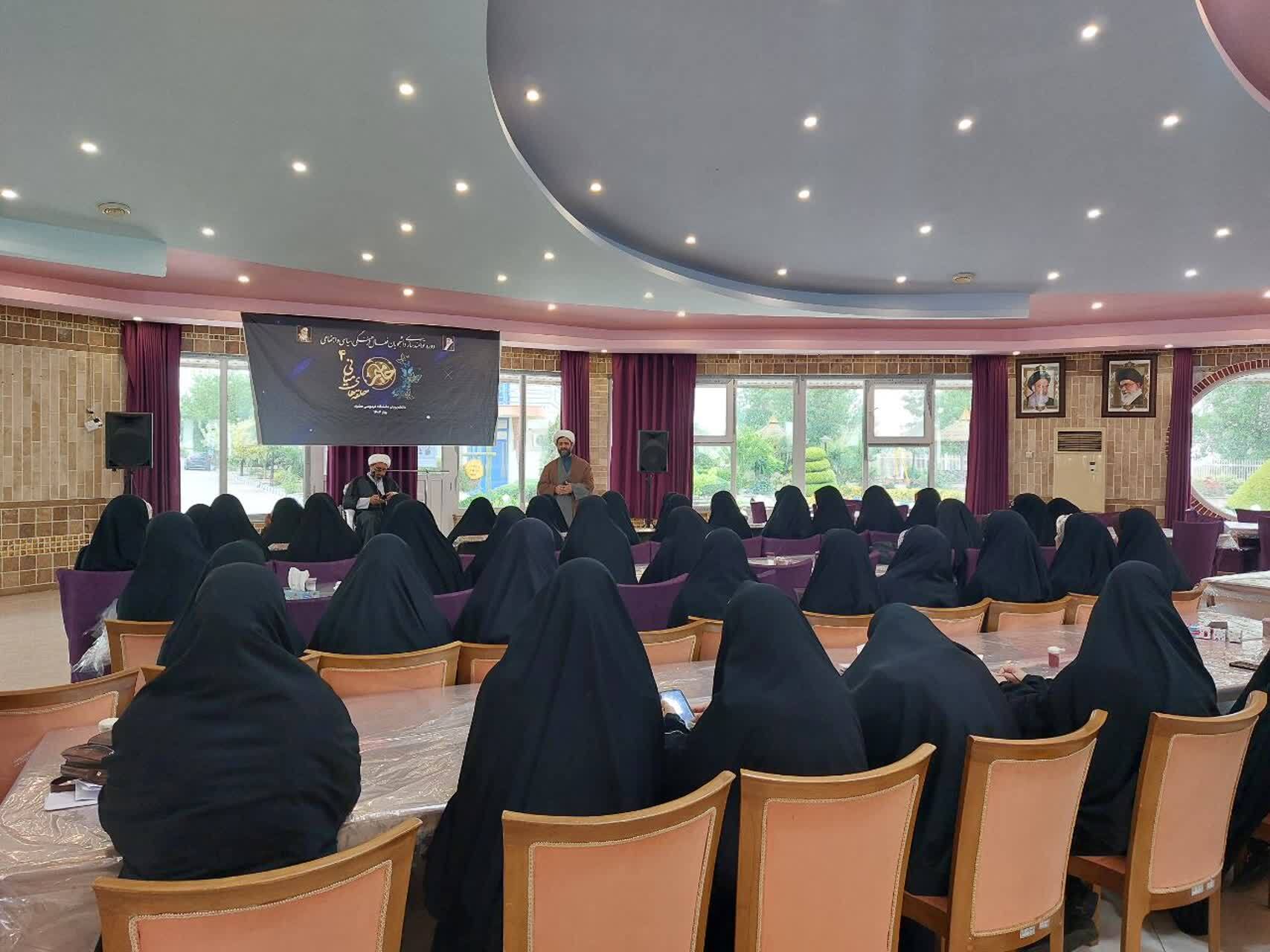 حجت الاسلام دادسرشت: توجه به سخنرانی&zwnj;های رهبری برای فعالان فرهنگی دانشجویی، بسیار مهم و راهگشا است.