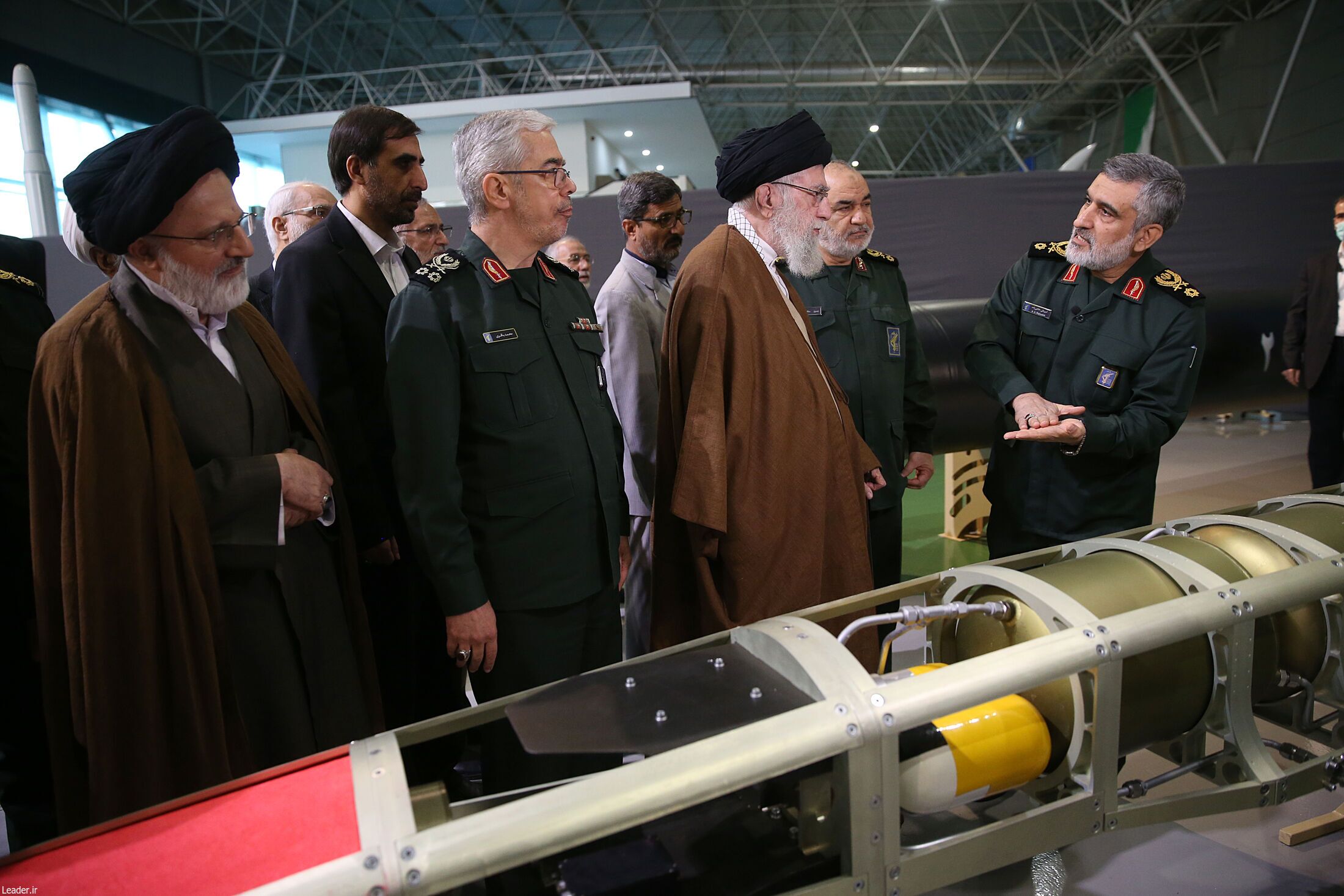 بررسی تکنولوژی موشکی ایران که مدرن‌ترین سامانه‌های دنیا را آچمز کرد / «فتاح» موشکی که سامانه‌های پدافندی را شکار می‌کند 7