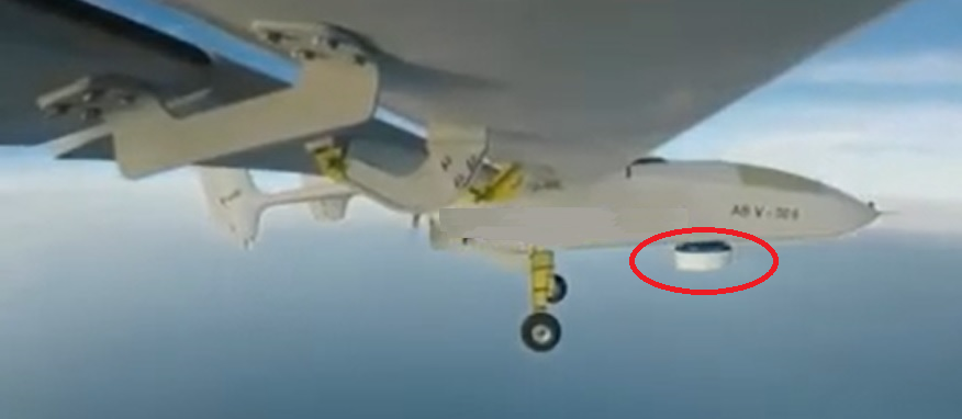 پهپاد های مدرن ابابیل 5 روی ناو پهپادبر سپاه مستقر شدند/ ترکیب پهپاد رزمی با برد بیش از 2 هزار کیلومتر  با ناو پهپادبر