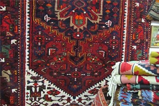 تولید و صادرات قابل توجه فرش دستباف بوشهر/پیگیری برای راه‌اندازی اداره مستقل