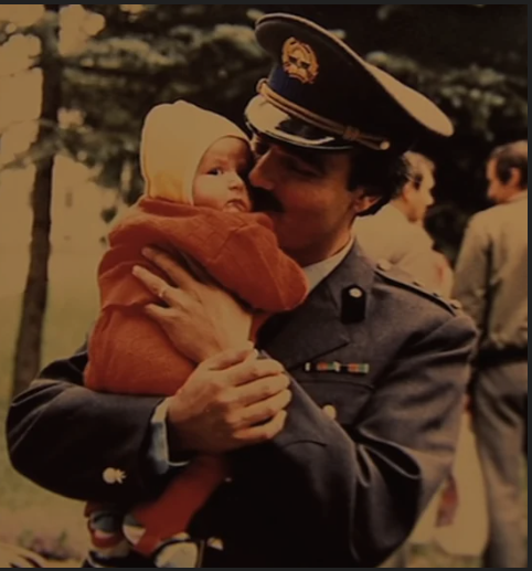 نگاهی به خاطرات عبدالاحد مومند، تنها فضانورد افغانستانی/ توصیف عبدالاحد از  تماشای زمین چگونه بود؟