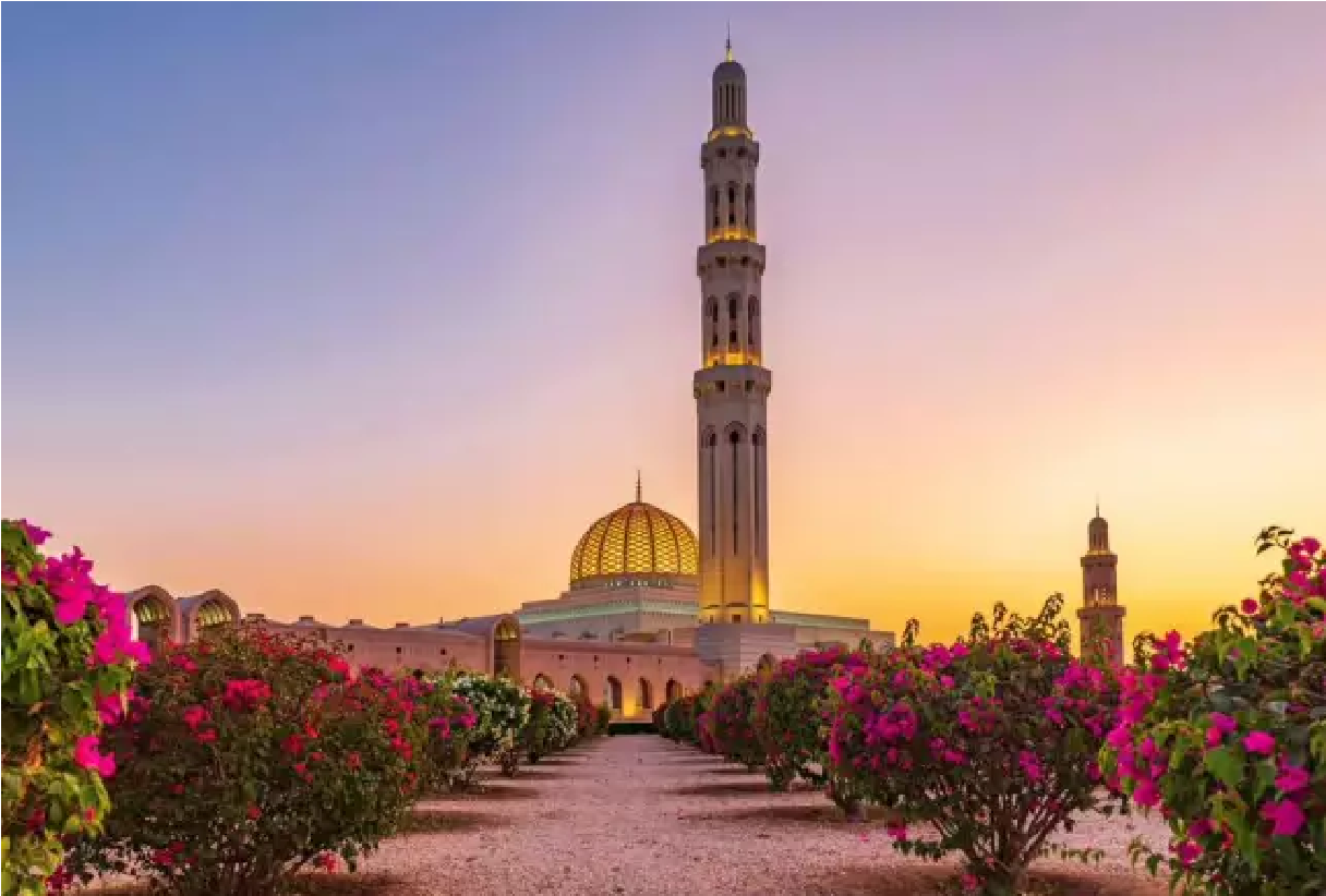 بازدید مسعود پزشکیان از مسجد سلطان قابوس / شاهکار معماری ایرانی در قلب عمان