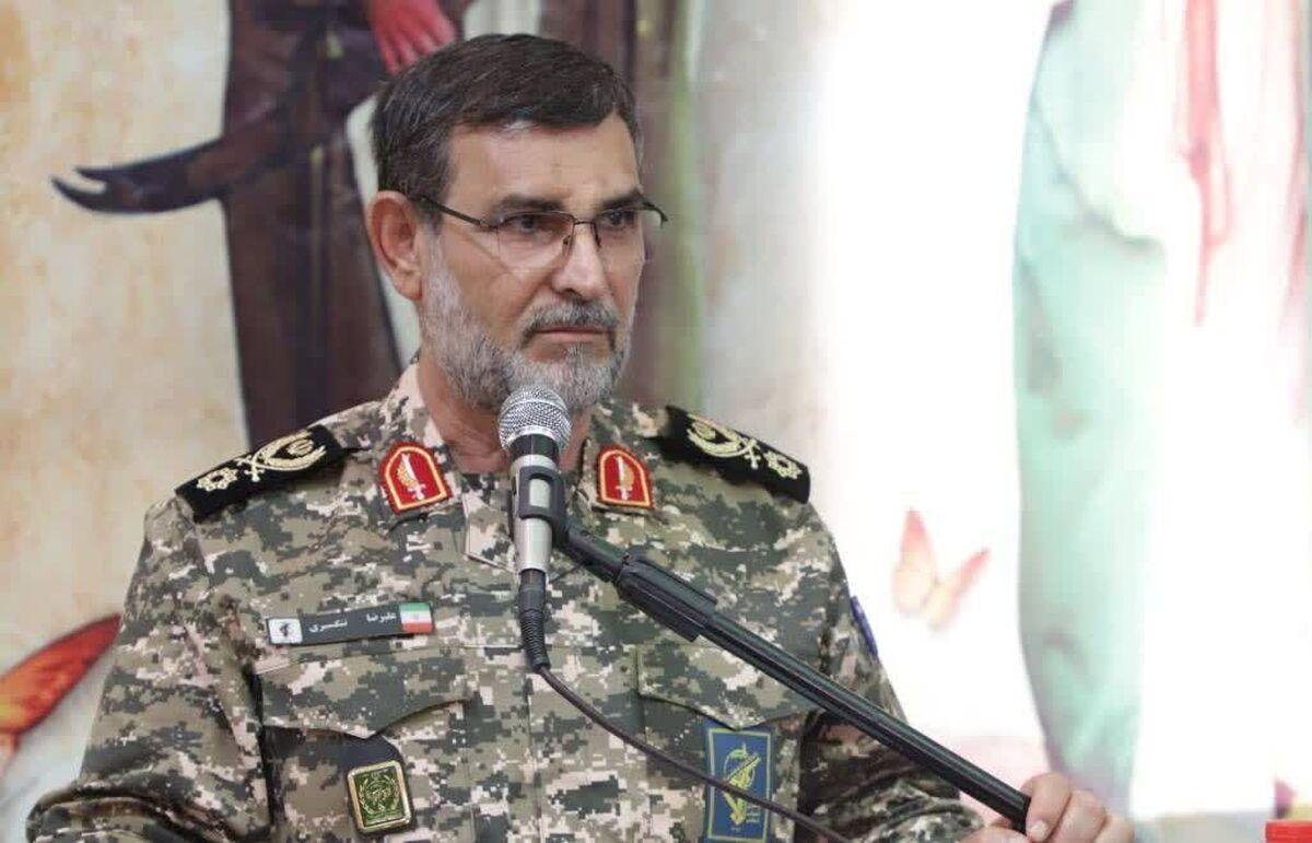 بازدید دریادار تنگسیری از مرکز تخصصی جنگال و فاوا شهید بهمن باقری