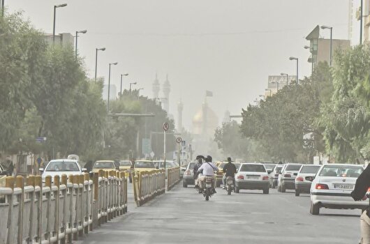 گرد و خاک در مسیر قم