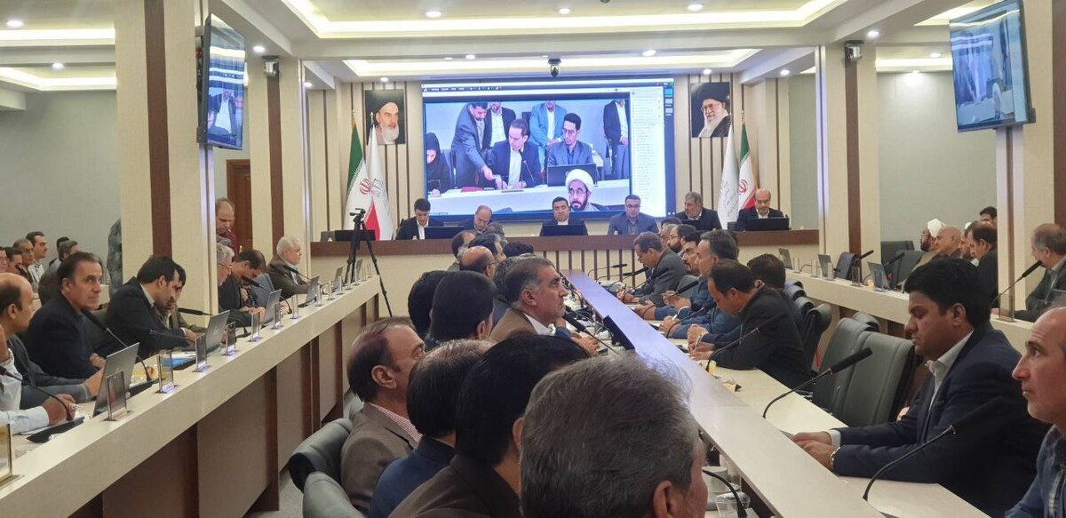 فعالیت ۱۴۲ هزار مشاور املاک در سراسر کشور